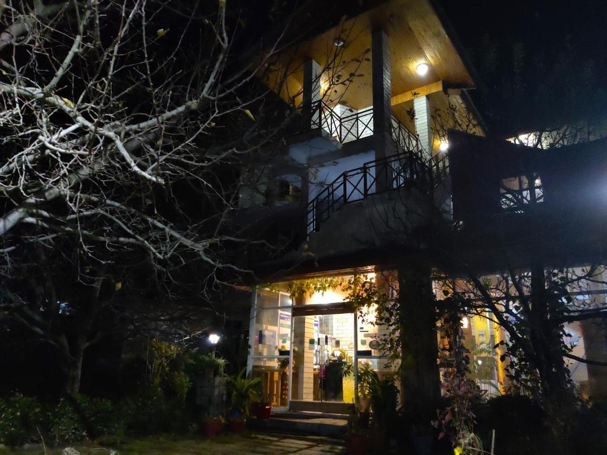 Countryside Himalayan Resort Manāli Dış mekan fotoğraf